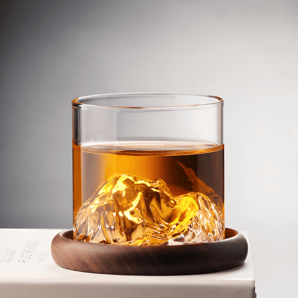 Mount Fuji Japanese crystal whisky glass – detail view 7