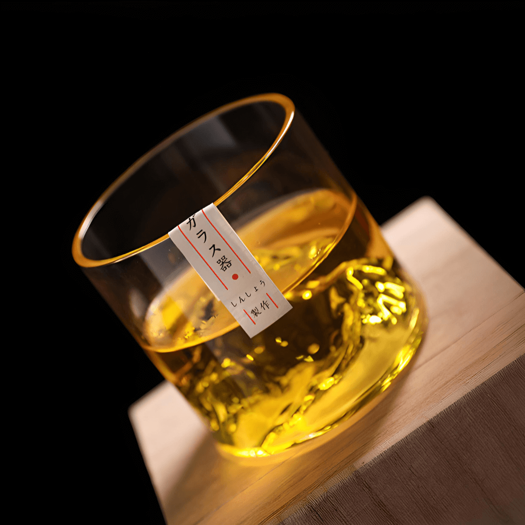 Mount Fuji Japanese crystal whisky glass – detail view 12