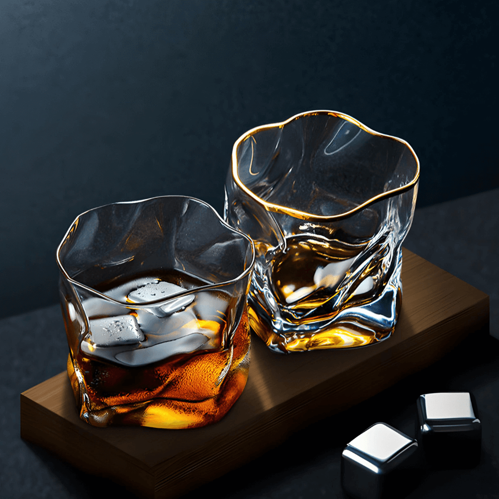 Hoshi Gold Japanese crystal whisky glass – detail view 2