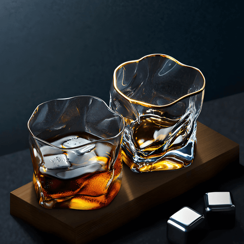 Hoshi Gold Japanese crystal whisky glass – detail view 2