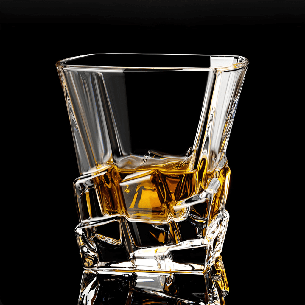 Iwa Japanese crystal whisky glass, a heavy 489 g tumbler with cut textured exterior