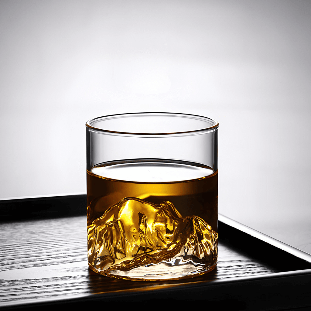 Mount Fuji Japanese crystal whisky glass – detail view 8