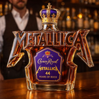 Metallica Edition whisky decanter in dark glass with band-inspired detailing