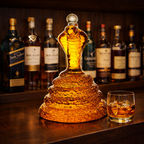 Cobra Edition whisky decanter – detail view 4