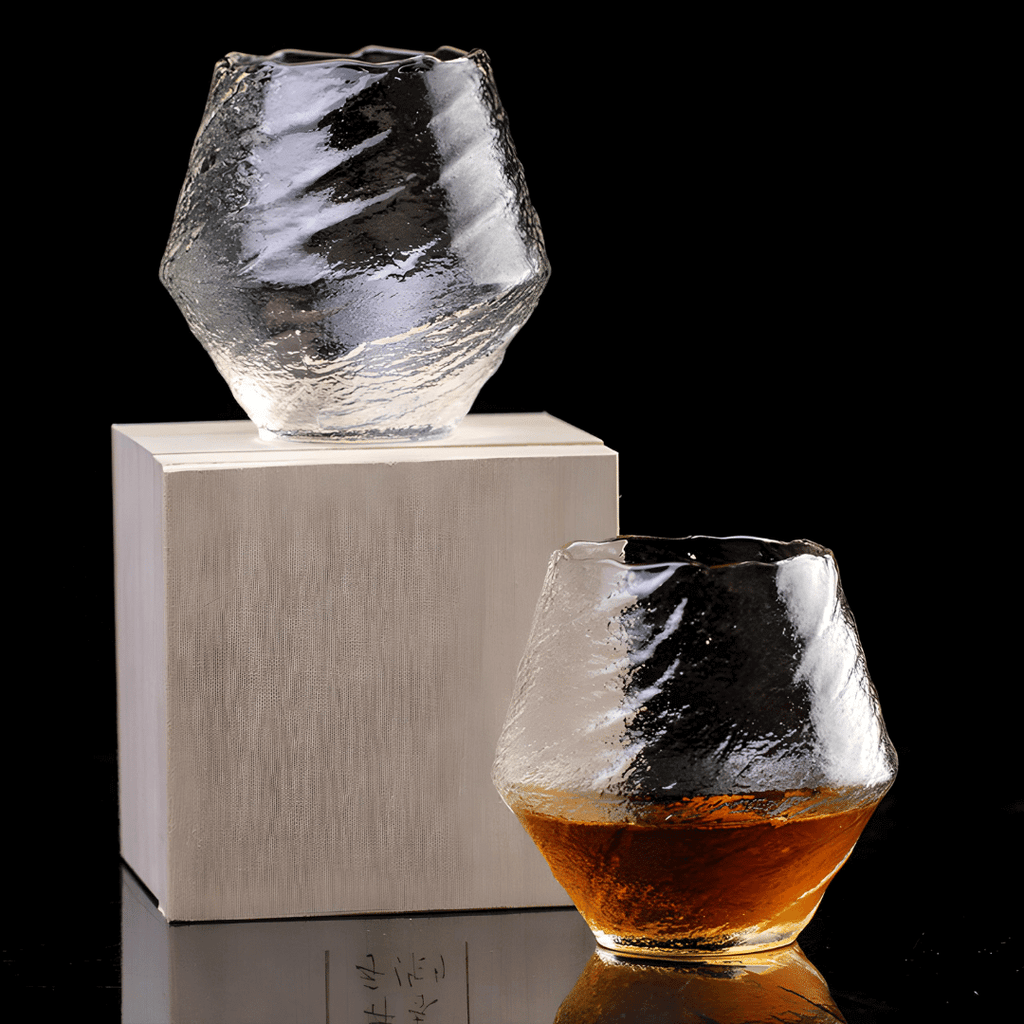 Yume Japanese crystal whisky glass – detail view 2
